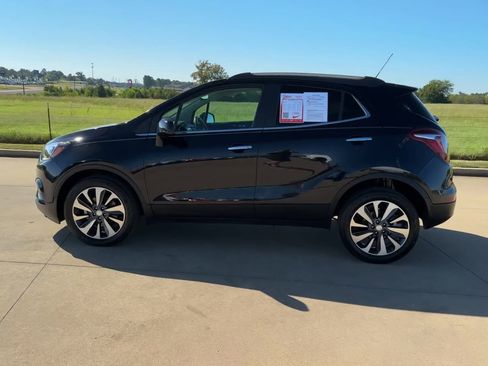 Used 2022 Buick Encore Preferred w/ Safety Package image 5