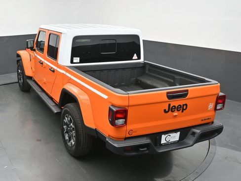 New 2026 Jeep Gladiator Sport AWD/4WD image 39