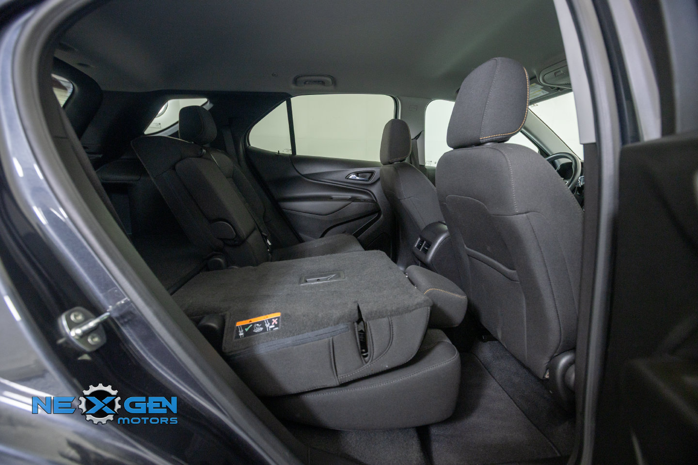 Used 2022 Chevrolet Equinox LT FWD image 36