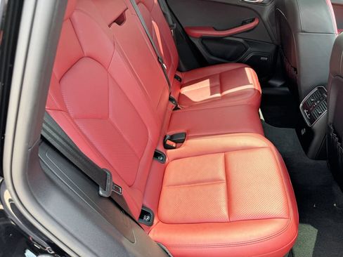 Used 2018 Porsche Macan S AWD/4WD image 31
