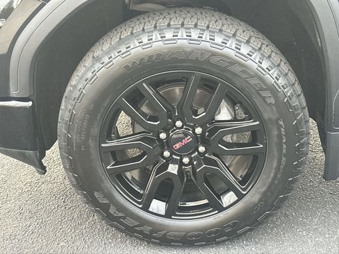 Used 2021 GMC Sierra 1500 Elevation image 13