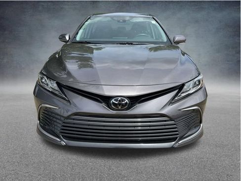 Used 2023 Toyota Camry LE FWD image 2
