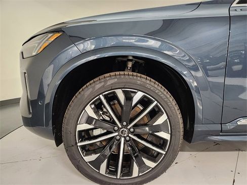 New 2026 Volvo XC90 B5 Plus w/ Protection Package Premier image 11