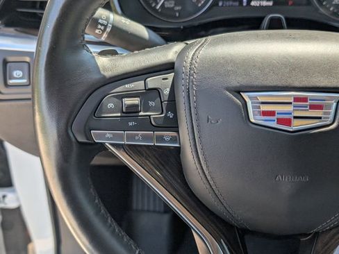 Used 2023 Cadillac XT6 Premium Luxury w/ Platinum Package FWD image 16