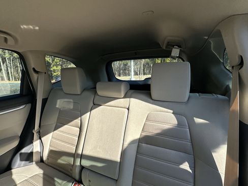 Used 2019 Honda CR-V LX image 8