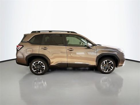 New 2025 Subaru Forester Premium image 37