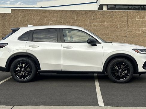 New 2026 Honda HR-V Sport image 3