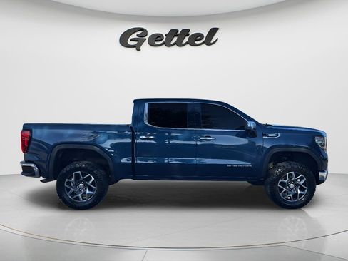 Used 2022 GMC Sierra 1500 SLT w/ SLT Premium Plus Package RWD image 4