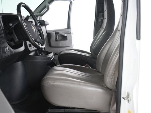 Used 2021 Chevrolet Express 2500 Extended w/ Driver Convenience Package image 10