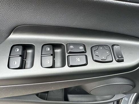 Used 2020 Hyundai Kona Ultimate image 17