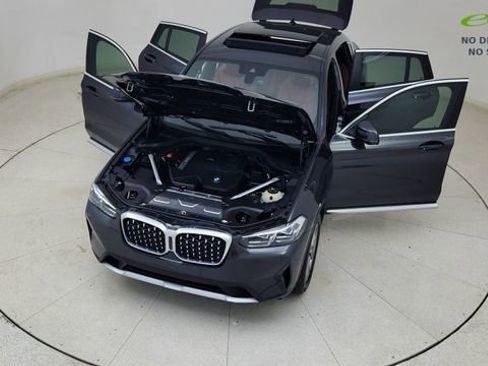 Used 2025 BMW X4 xDrive30i AWD/4WD image 90