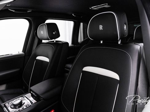 Used 2025 Rolls-Royce Cullinan image 31