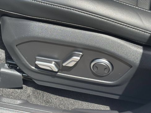 Used 2026 Hyundai Santa Fe SEL FWD image 18
