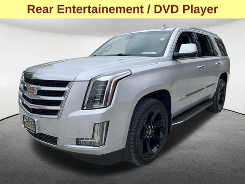 Used 2017 Cadillac Escalade Luxury AWD/4WD image 5