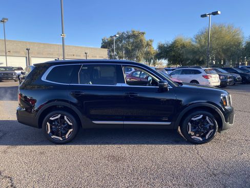New 2025 Kia Telluride EX image 2