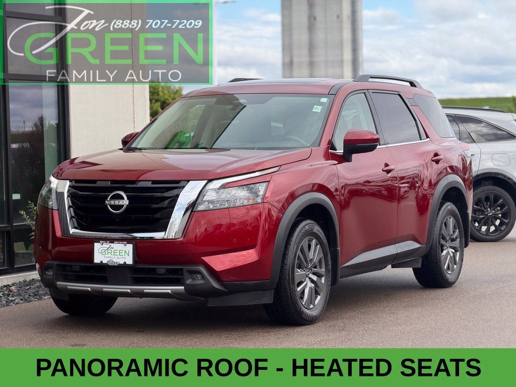 Used 2024 Nissan Pathfinder SV AWD/4WD image 1