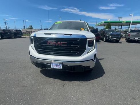 Used 2025 GMC Sierra 1500 Pro w/ Pro Value Package AWD/4WD image 3