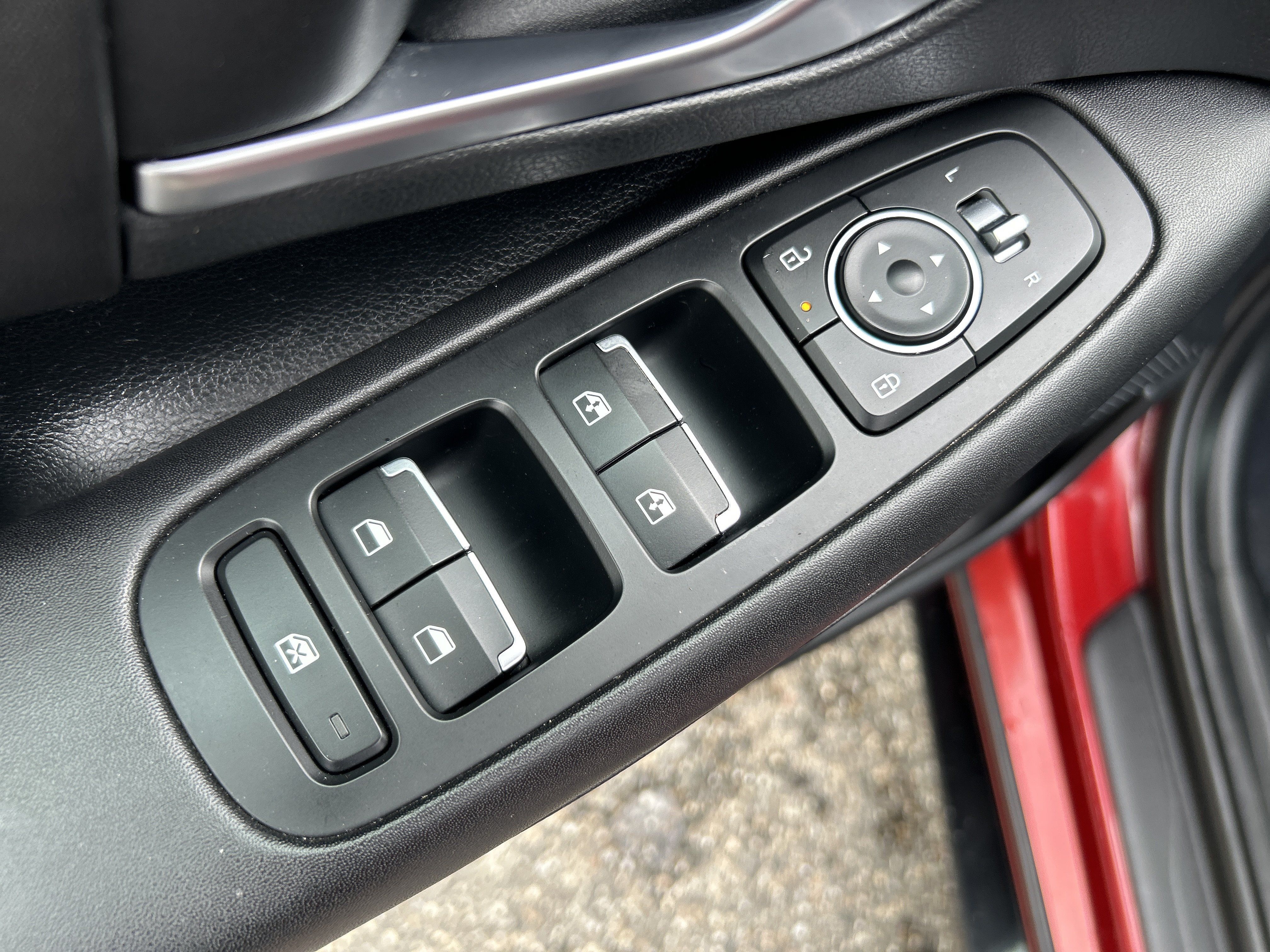 Certified 2024 Hyundai Sonata SEL FWD image 22