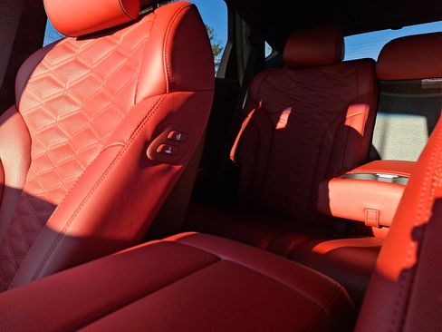 Certified 2025 Genesis GV80 3.5T e-SC image 18