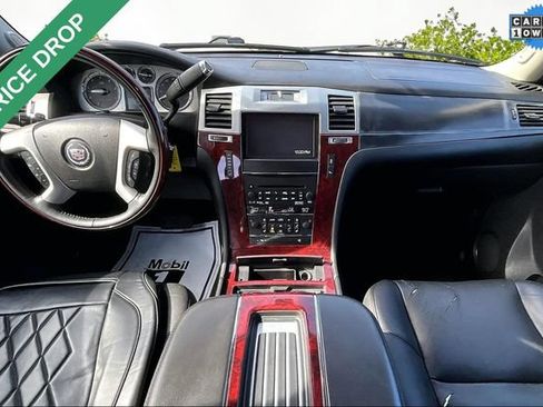 Used 2013 Cadillac Escalade EXT Premium AWD/4WD image 14