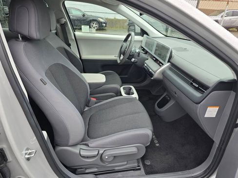 Used 2024 Hyundai Ioniq 5 SEL image 11