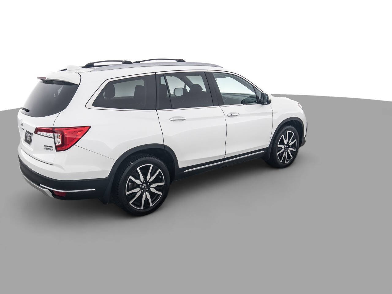 Used 2021 Honda Pilot Touring image 5