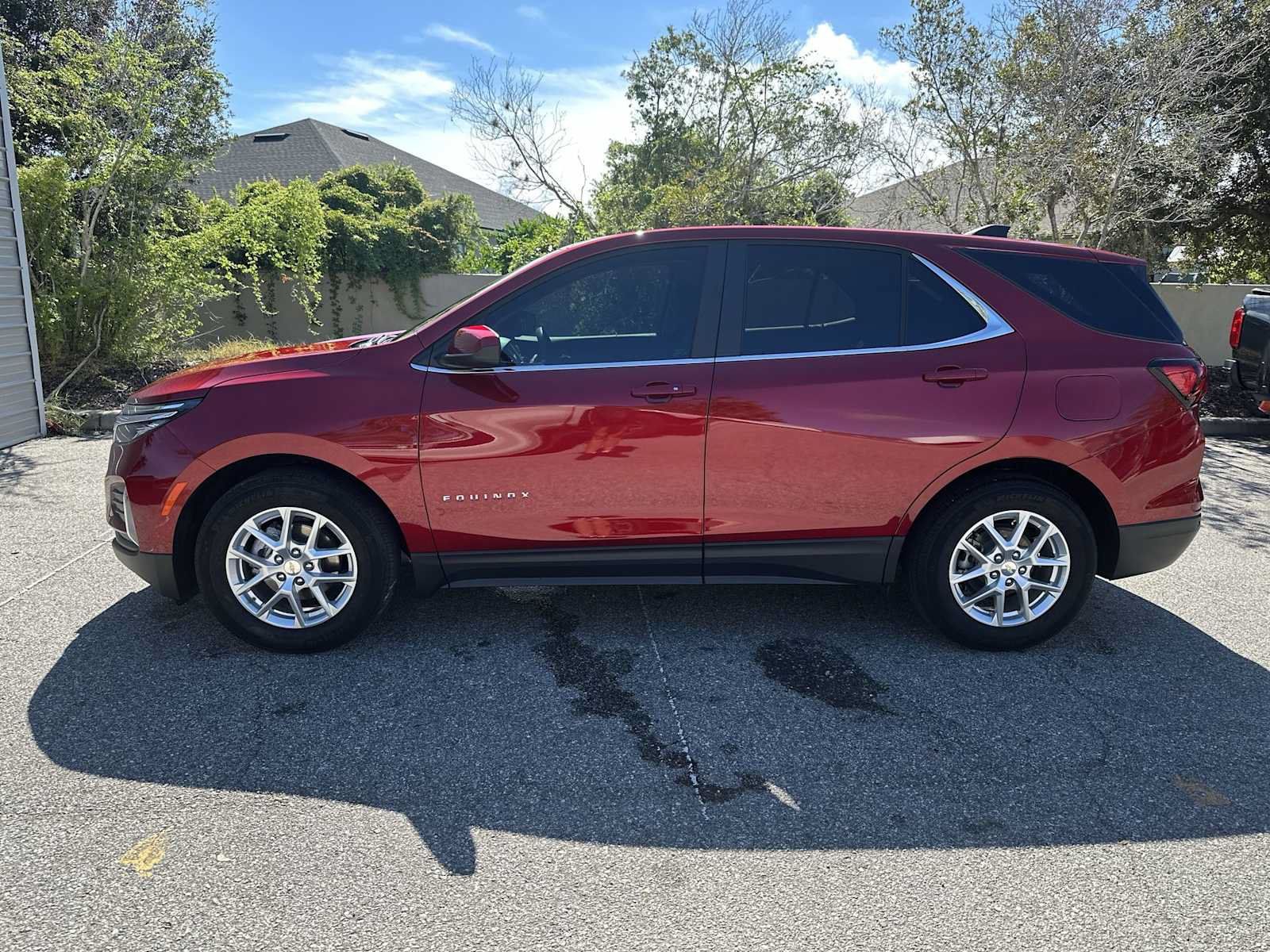 Certified 2024 Chevrolet Equinox LT FWD image 3