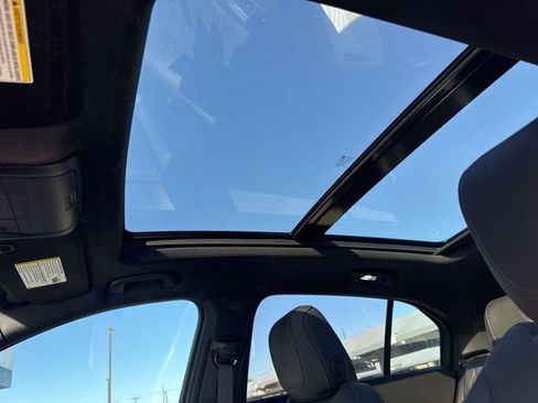 Used 2021 Cadillac XT4 Sport w/ Cold Weather Package image 7