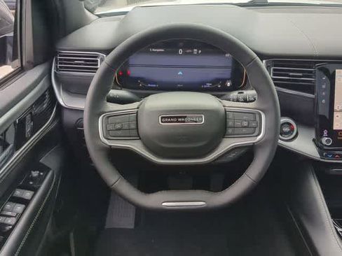 New 2026 Jeep Grand Wagoneer Limited AWD/4WD image 25