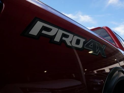 Used 2024 Nissan Titan PRO-4X w/ Pro-4x Convenience Package AWD/4WD image 88