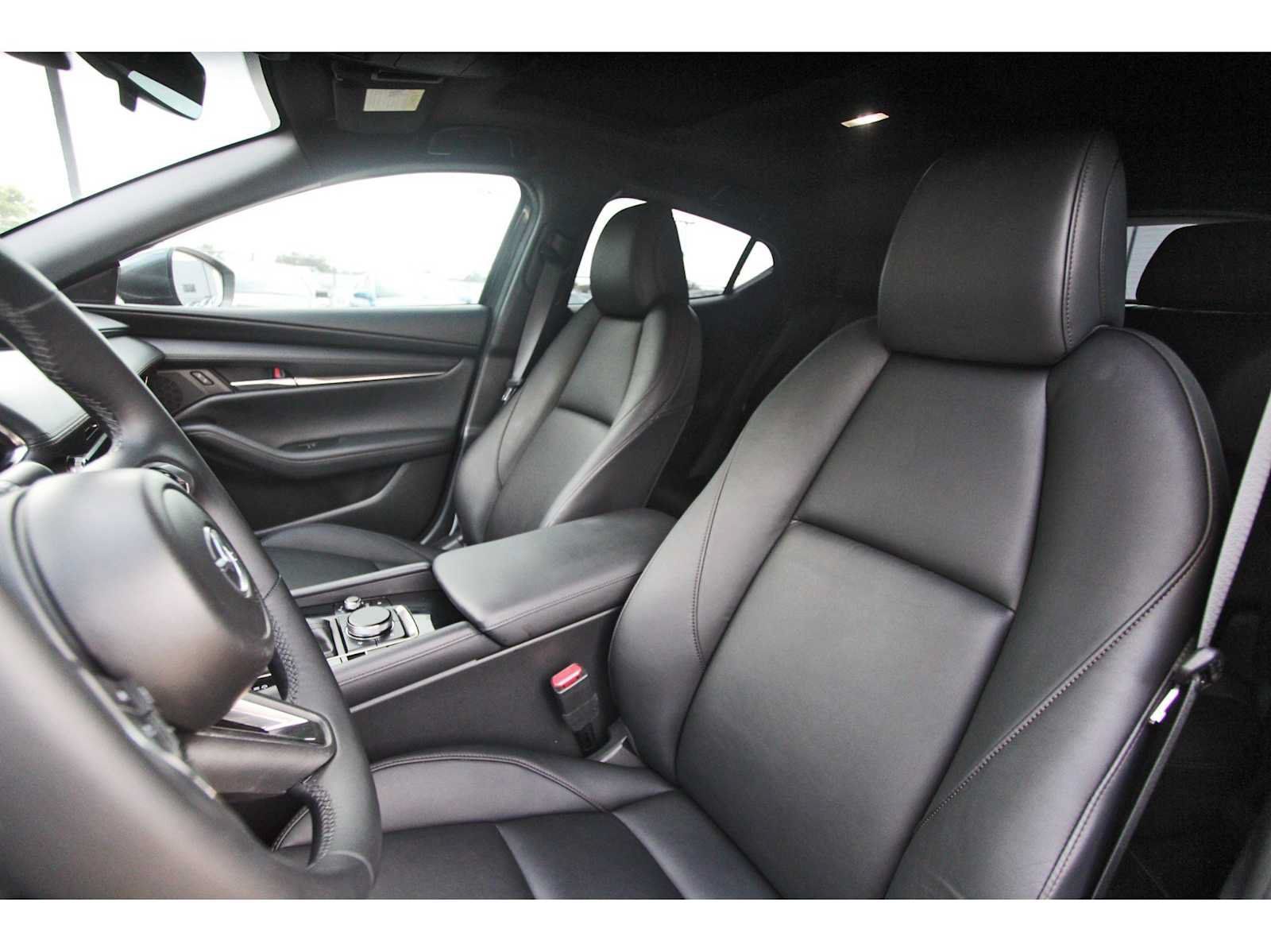 Used 2024 MAZDA MAZDA3 s FWD image 11