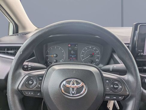 Used 2023 Toyota Corolla LE FWD image 28
