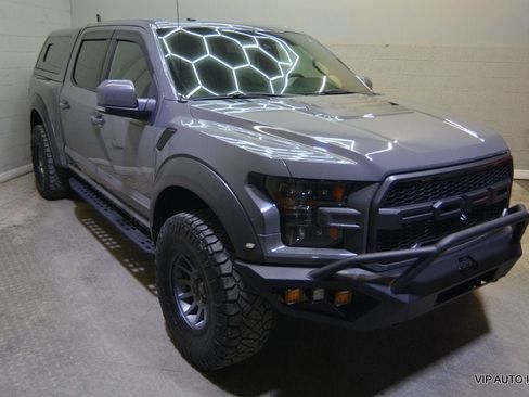 Used 2018 Ford F150 Raptor w/ Equipment Group 802A Luxury AWD/4WD image 6