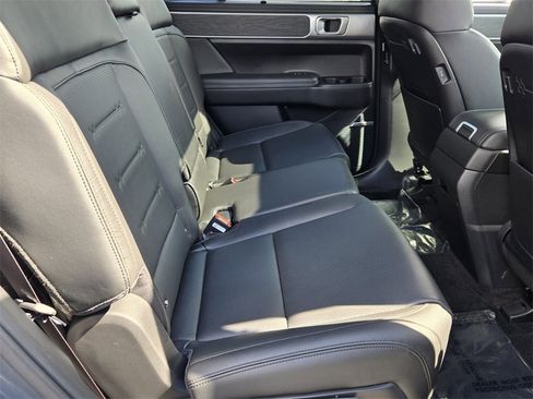 Certified 2024 Hyundai Santa Fe Limited image 15