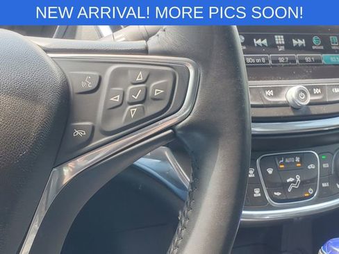 Used 2018 Chevrolet Volt Premier FWD image 19