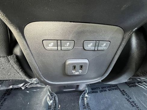 Used 2023 GMC Terrain Denali w/ LPO, Floor Liner Package AWD/4WD image 37