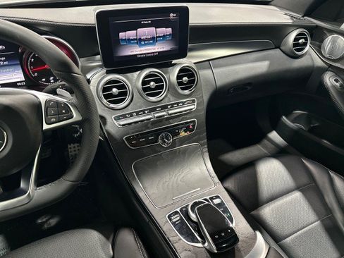 Used 2015 Mercedes-Benz C 300 4MATIC Sedan image 4