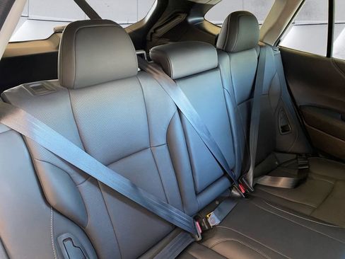 Certified 2022 Subaru Outback Limited image 16