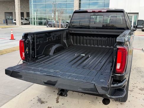 Used 2021 GMC Sierra 2500 Denali w/ Denali Ultimate Package image 23