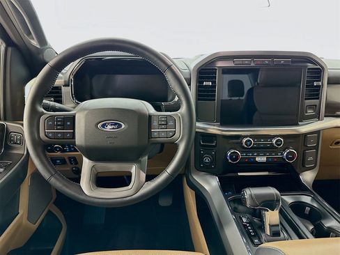 Used 2022 Ford F150 Lariat image 23