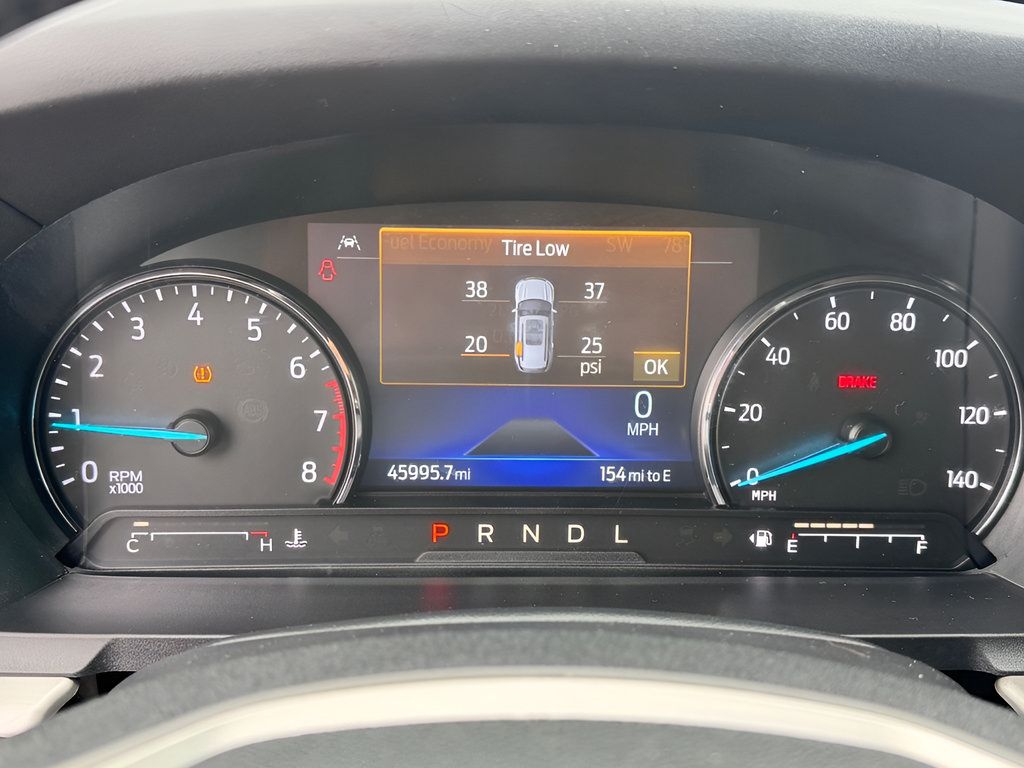 Used 2022 Ford Explorer XLT w/ Equipment Group 202A RWD image 23