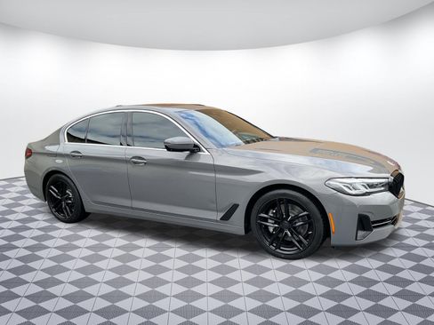 Used 2021 BMW 530i xDrive w/ Premium Package AWD/4WD image 1