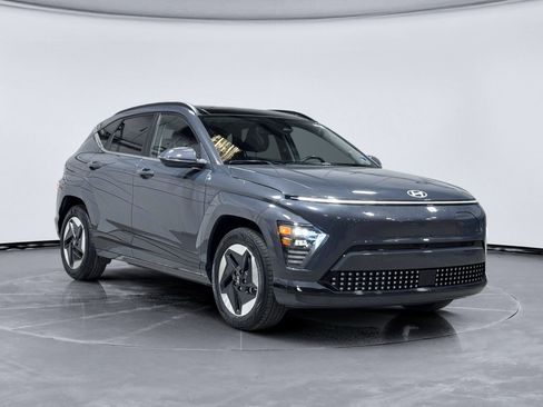 Used 2024 Hyundai Kona Limited FWD image 4