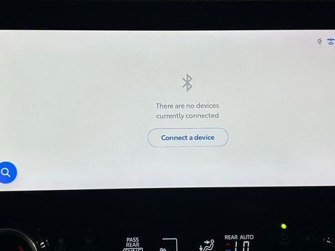 Used 2024 Toyota Highlander Platinum AWD/4WD image 88