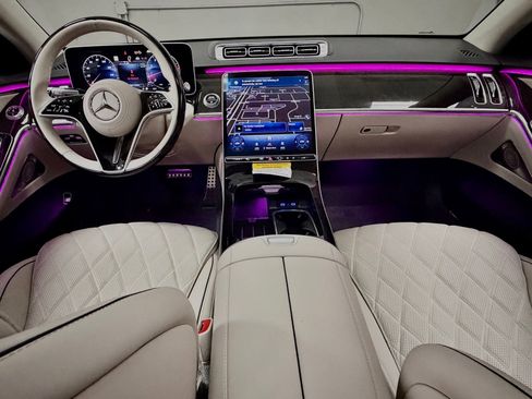 Used 2024 Mercedes-Benz S 580 4MATIC Sedan image 35