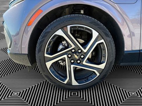 New 2026 Chevrolet Equinox EV LT w/ Convenience Package II image 9