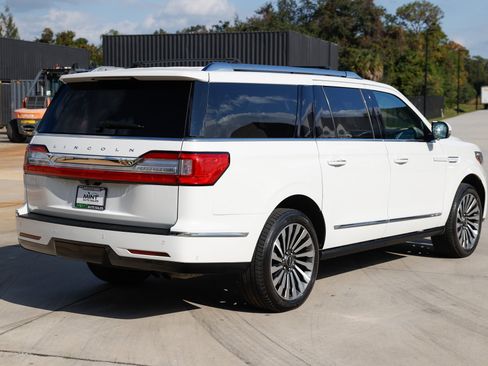 Used 2021 Lincoln Navigator L Reserve image 14