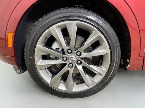 Used 2022 Buick Envision Avenir w/ Premium Seat Package image 36