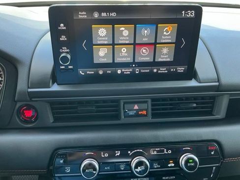 Certified 2024 Honda Pilot TrailSport image 35