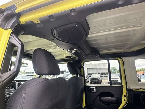 Used 2022 Jeep Wrangler Unlimited Sport AWD/4WD image 14